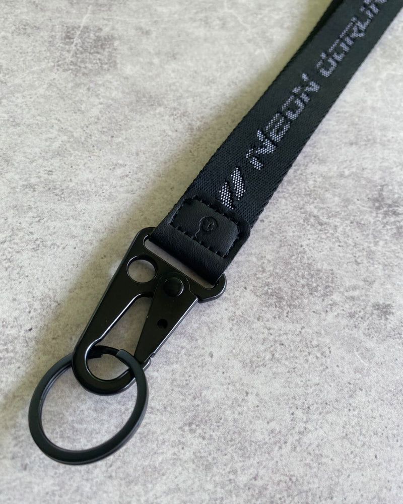 黒い冬 Black Winter Lanyard